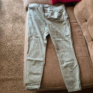 Fun green pants from target! 16W no stains